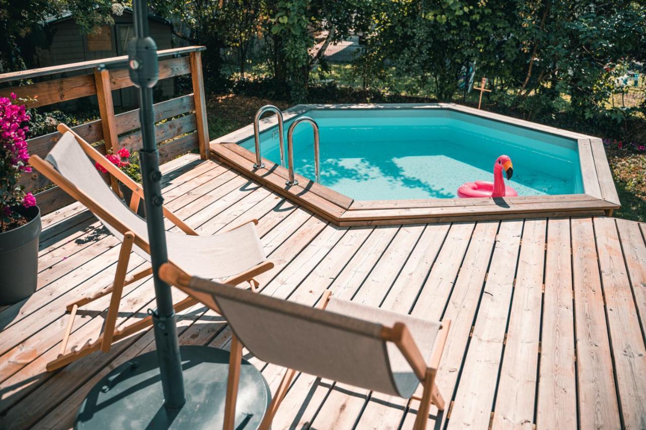 Le Serenite - T3 En Maison De Ville Avec Piscine Annecy Bagian luar foto